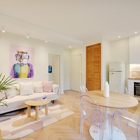 Comfy Suite By Les Maisons De Charloc Homes ボローニュ・ビランクー エクステリア 写真